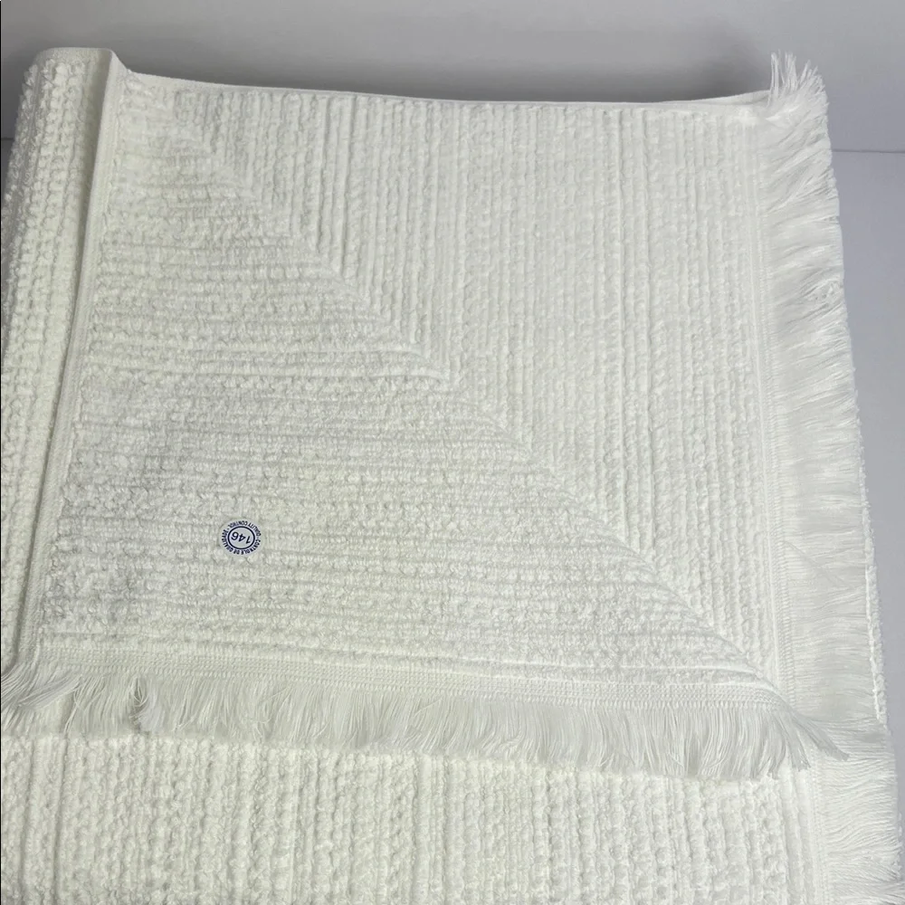 Bianca Bath Towels Luxurious White with Fringe Textured Portugal Set of 2 NEW